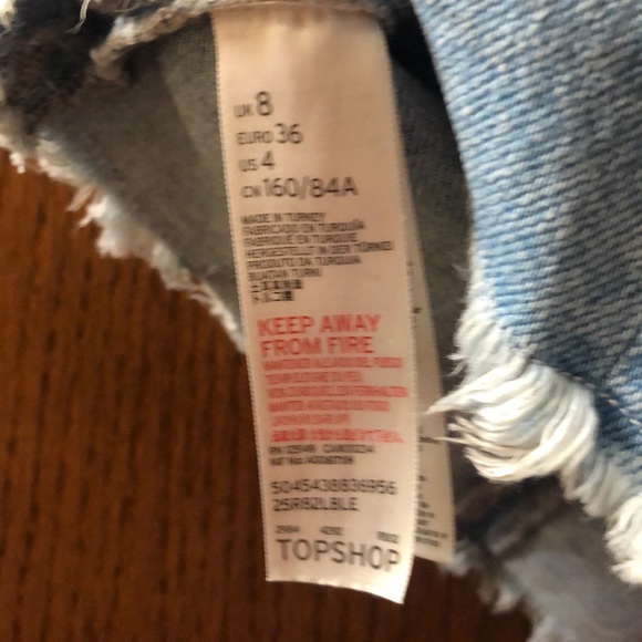 TOPSHOP DENIM DRESS - Picture 3 of 3